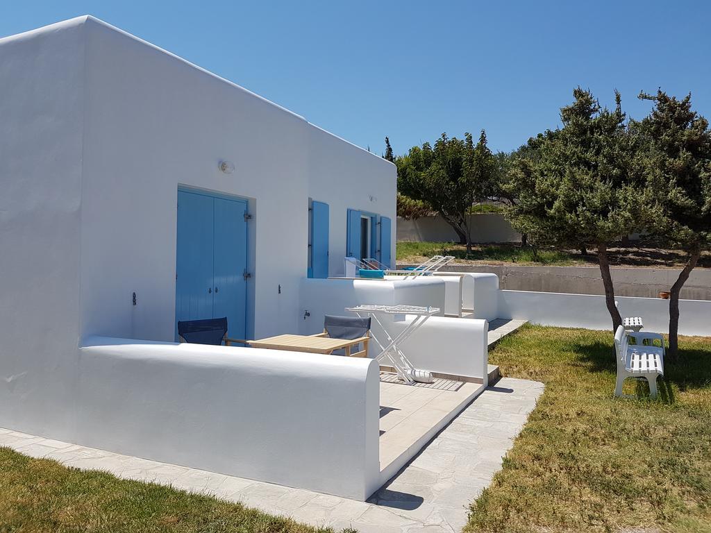 Sarakiniko Rooms Adamantas  Exterior photo
